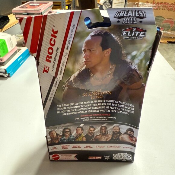 WWE Elite the Rock as the Scorpion King Action Figure 6 inch w/ Accessories - Picture 2 of 6
